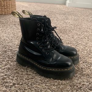 Platform doc martins